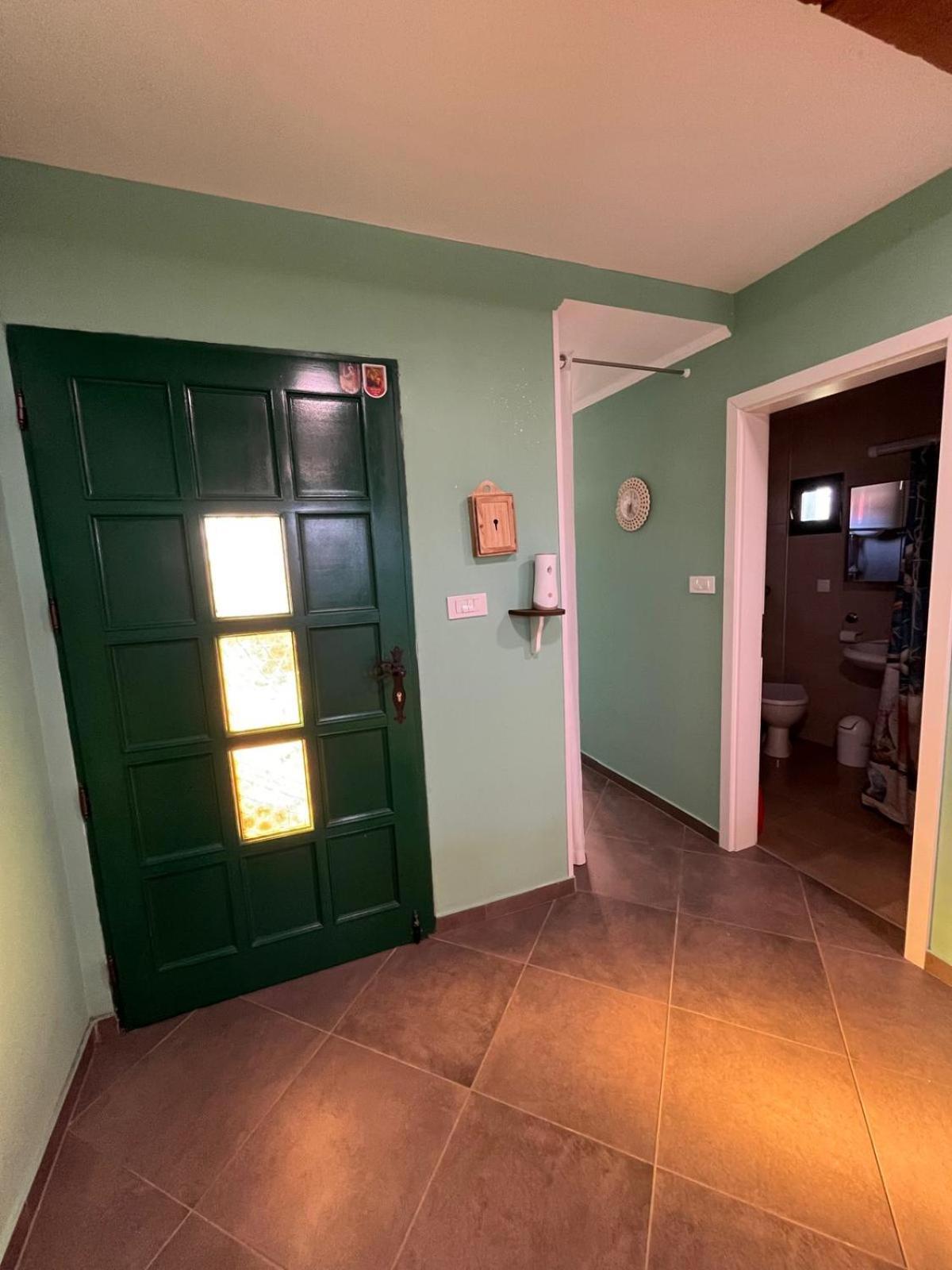 Ferienwohnung Wooden House Ante Self Check - In And Check - Out Otočac Exterior foto
