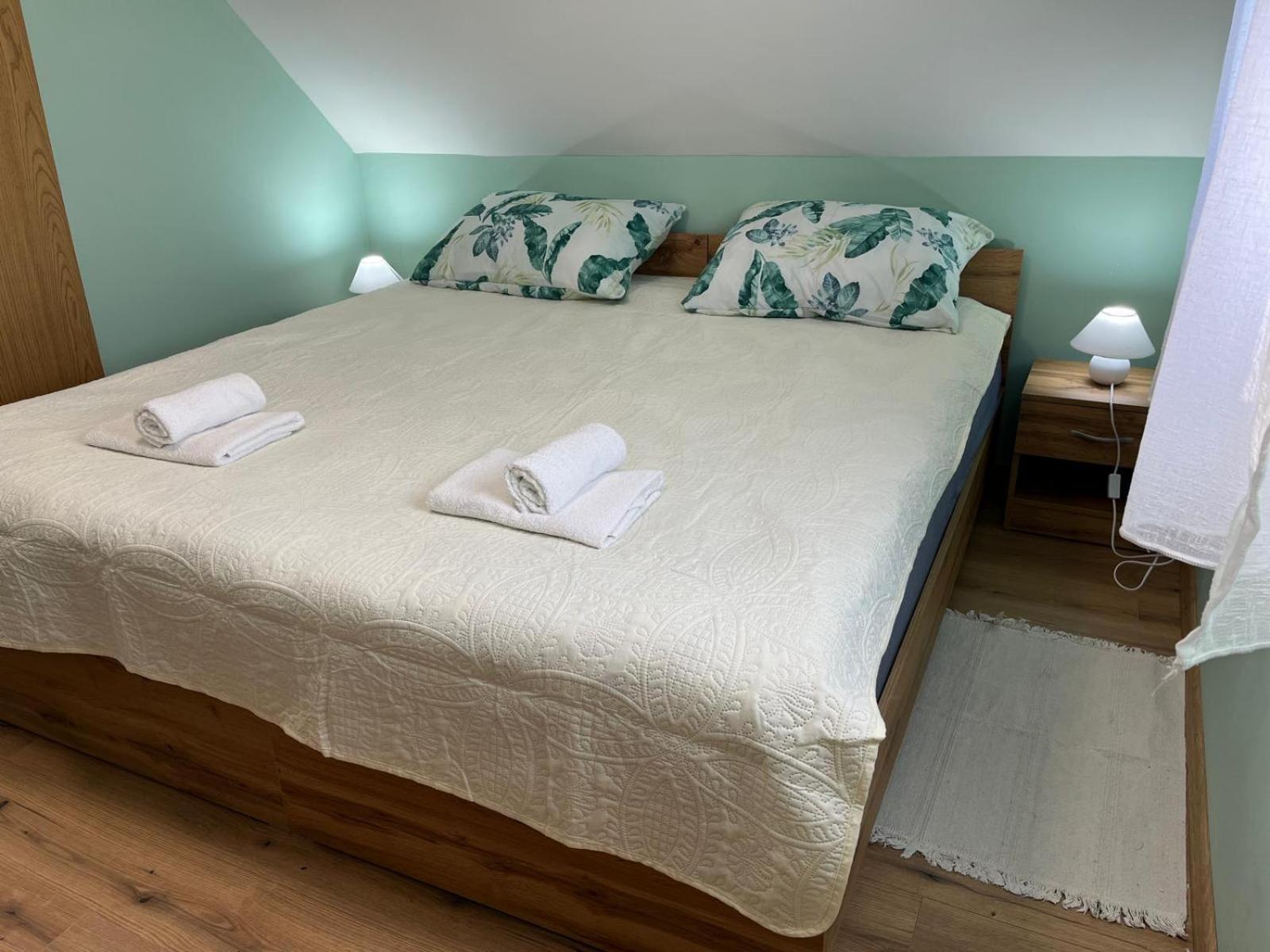 Ferienwohnung Wooden House Ante Self Check - In And Check - Out Otočac Exterior foto