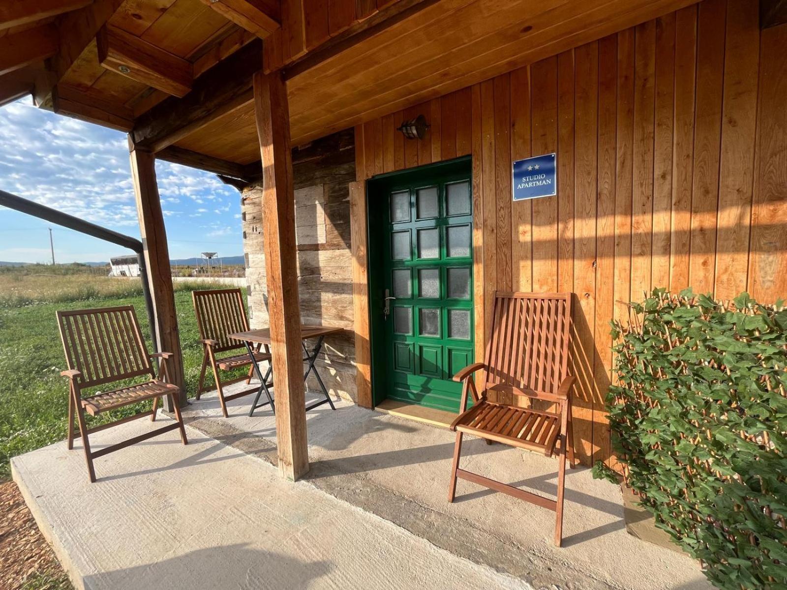 Ferienwohnung Wooden House Ante Self Check - In And Check - Out Otočac Exterior foto